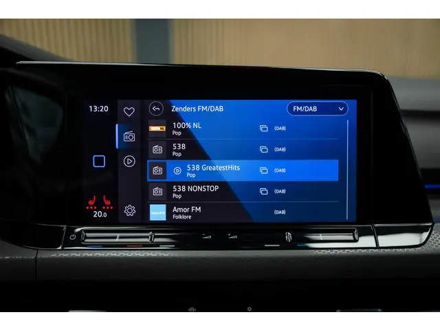 Volkswagen Golf 2.0 TSI GTI Clubsport 2024 Benzine 43