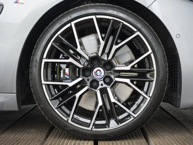 BMW 8 Serie Coupé 840i 2023 Benzine 6
