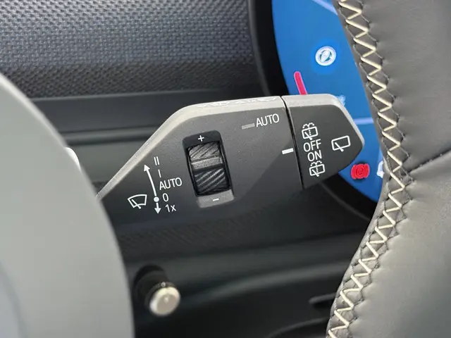 MINI Aceman Mini E Classic L 42.5 kWh 2025 Elektrisch 23