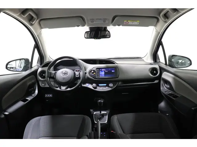 Toyota Yaris 1.5 Hybrid Dynamic, 2020 Hybride Benzine 3
