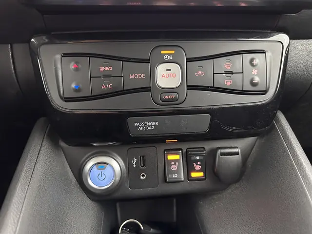 Nissan Leaf 2.ZERO EDITION 40 kWh 2018 Elektrisch 15