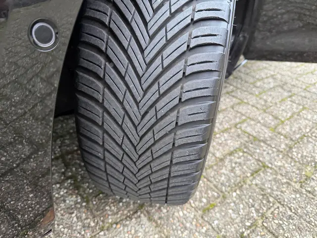 Opel Astra 1.2 Launch Elegance 2020 Benzine 8