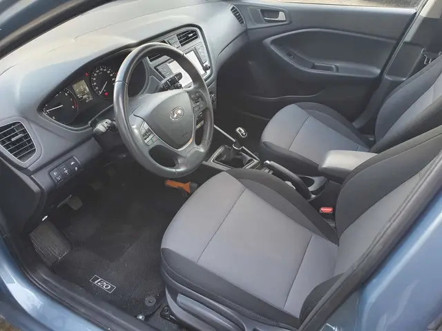 Hyundai i20 1.0 T-GDI Comfort 2018 Benzine 8