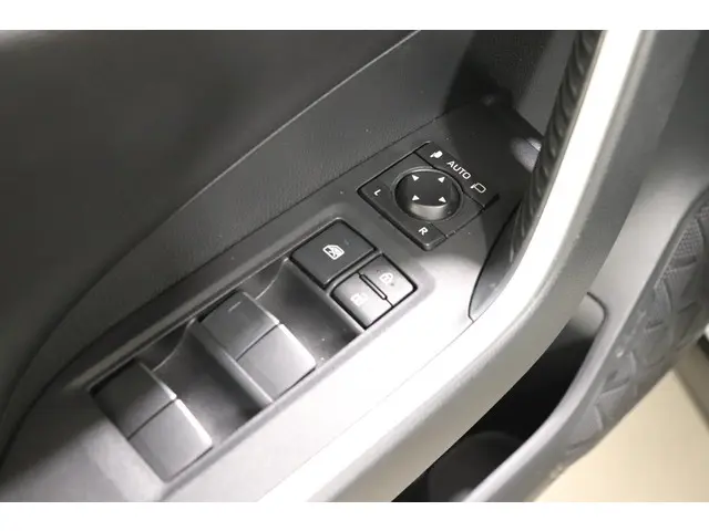 Toyota RAV4 2.0 VVT-iE Active Limited, 2020 Benzine 23