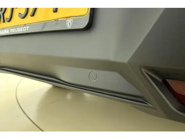 Peugeot 5008 1.2 Hybrid 145 GT 2025 Hybride Benzine 3