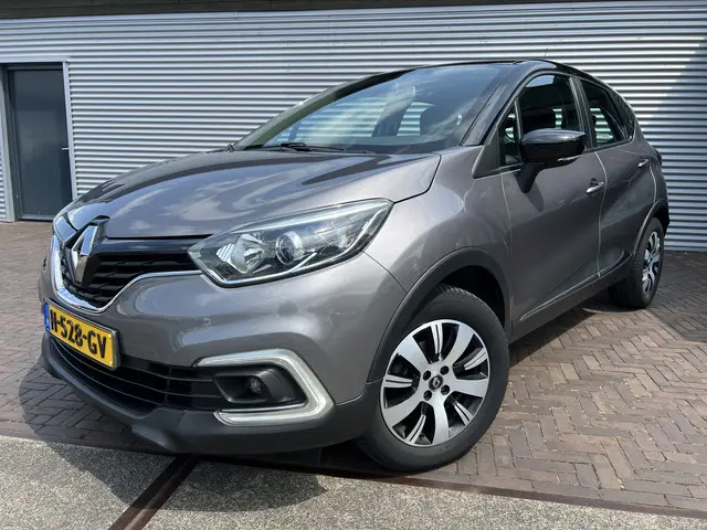 Renault Captur 0.9 TCe Version S 2019 Benzine 2