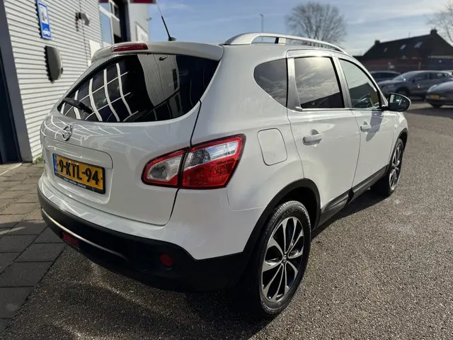 Nissan QASHQAI 1.6 Connect Edition 2013 Benzine 8