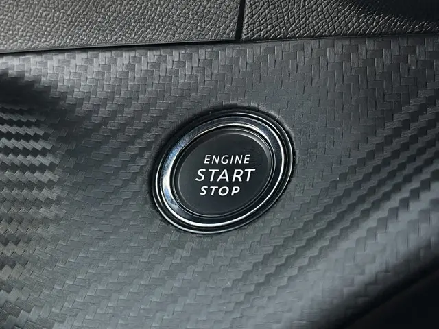 Peugeot e-2008 EV GT 54 kWh 2024 Elektrisch 25