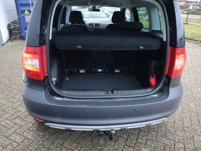 Škoda Yeti 1.2 TSI Ambition 2013 Benzine 13