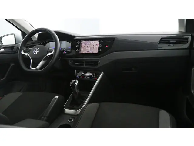 Volkswagen Polo 1.0 TSI 95pk Life Edition 2024 Benzine 19