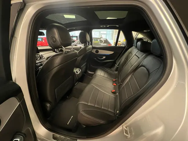 Mercedes-Benz GLC 250 4MATIC Edition 1 2015 Benzine 10