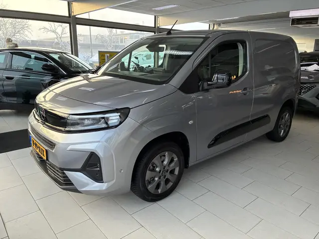 Opel Combo 1.5 BlueHDi 130 Pk Automaat 2024 Diesel 22