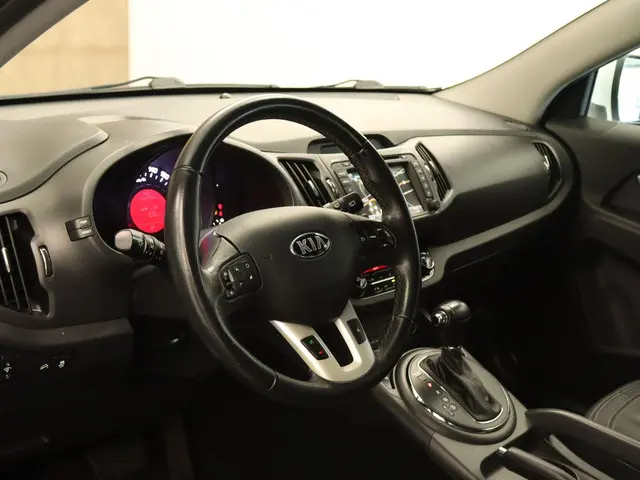 Kia Sportage 2.0 Super Pack 2013 Benzine 3