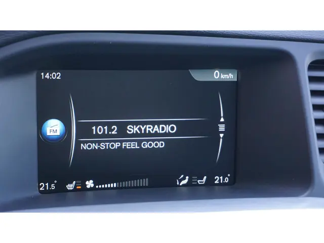 Volvo V60 1.5 123PK T2 Automaat Kinetic 2017 Benzine 14