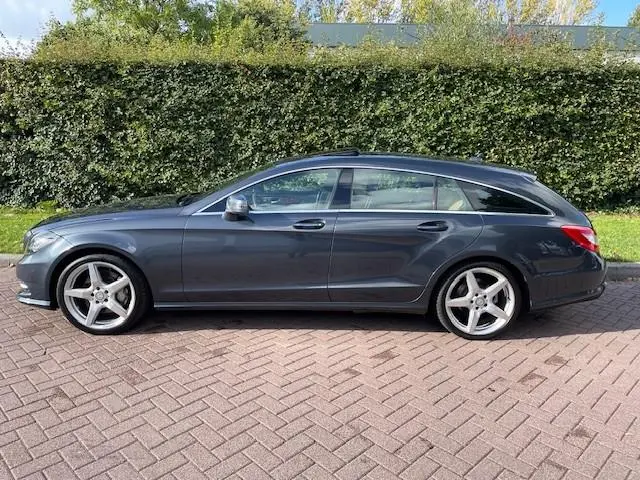 Mercedes-Benz CLS Shooting Brake 350 2014 Benzine 7