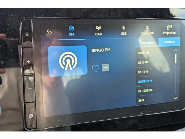 Toyota Aygo X Hybrid 115 play 2026 Hybride Benzine 17