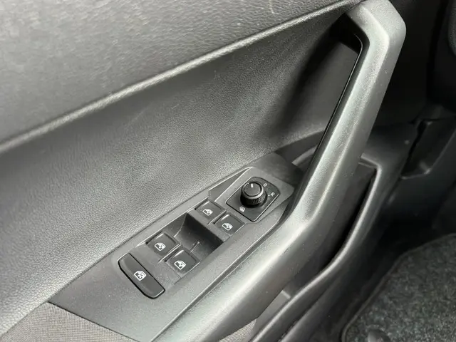 Volkswagen Polo 1.0 MPI Comfortline 2019 Benzine 12