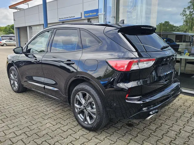 Ford Kuga 2.5 PHEV ST-Line X 2024 Hybride Benzine 3