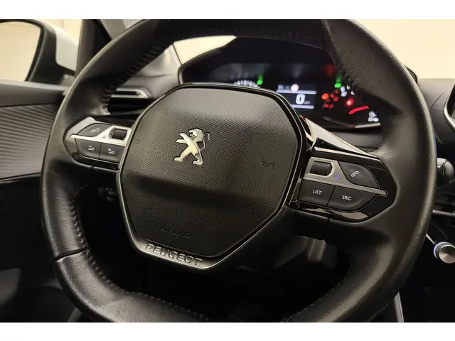 Peugeot 208 1.2T Active 2020 Benzine 17