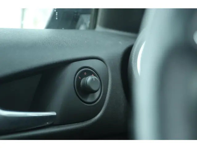 Opel ADAM 1.4 TURBO S 2015 Benzine 26