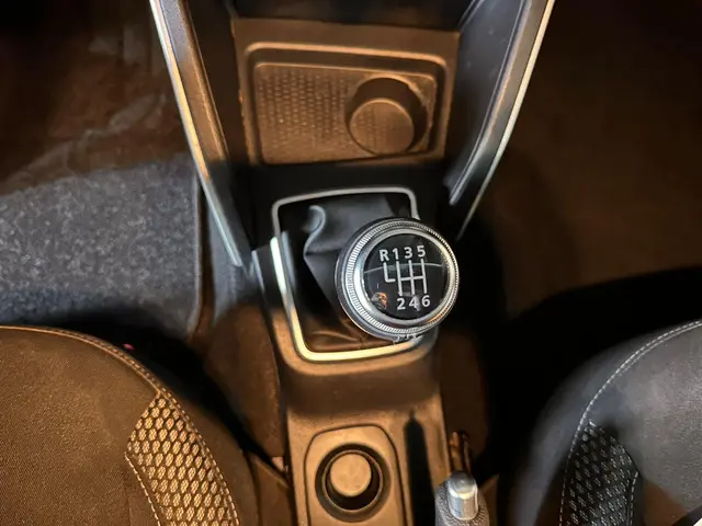 Dacia Duster 1.0 TCe Prestige 2021 Benzine 8