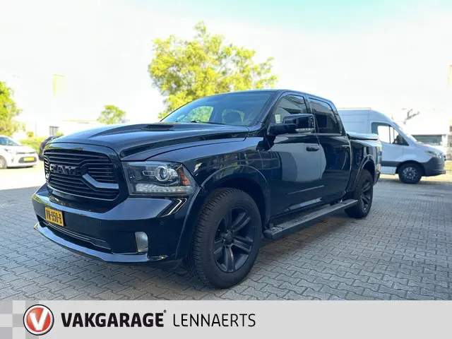Dodge Ram 1500 2