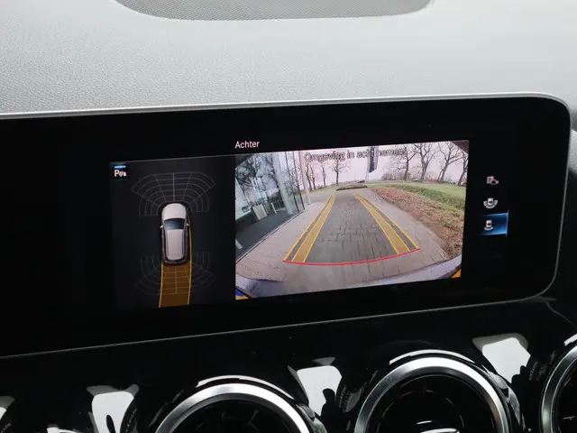 Mercedes-Benz B-Klasse 160 Advantage 2020 Benzine 19