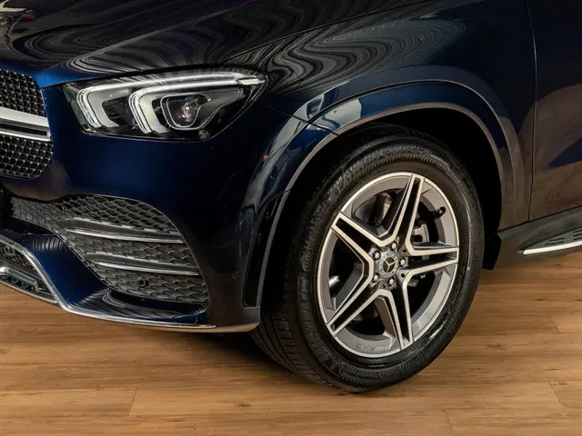 Mercedes-Benz GLE 350 e AMG Line 2022 Hybride Benzine 4