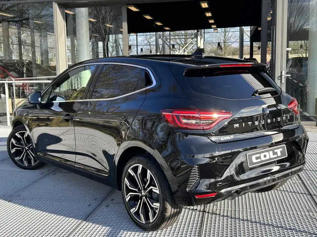 Mitsubishi Colt 1.0T MT First Edition 2025 Benzine 6