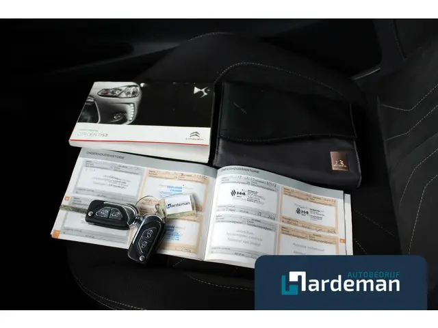 DS DS 3 Cabrio 1.2 Sport Chic Carplay 2016 Benzine 27