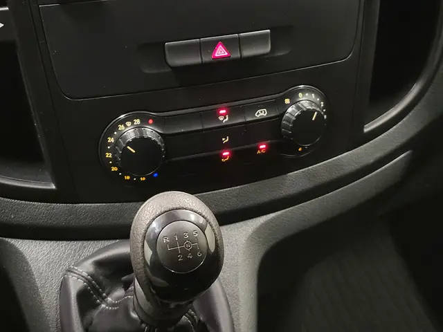 Mercedes-Benz Vito 109CDI Koelwagen Euro 6! 2018 Diesel 14