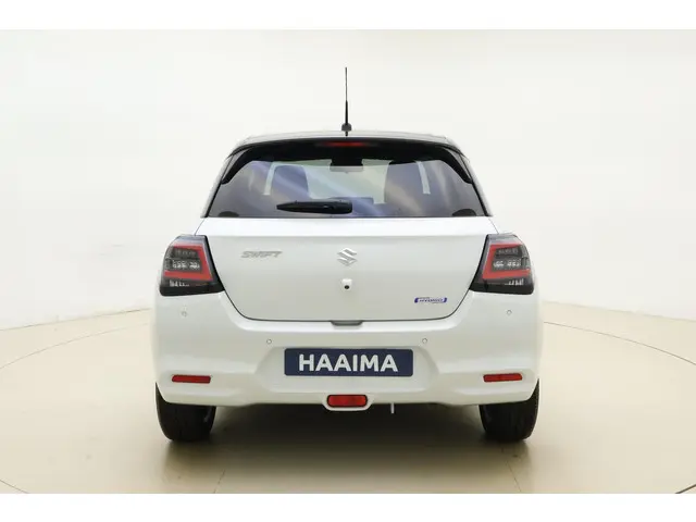 Suzuki Swift 1.2 Style Smart Hybrid 2025 Benzine 11