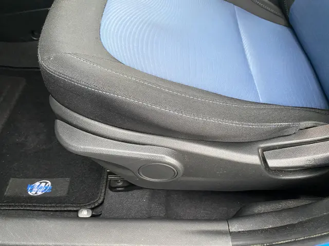 Hyundai i10 1.0i i-Motion Comfort 2016 Benzine 14