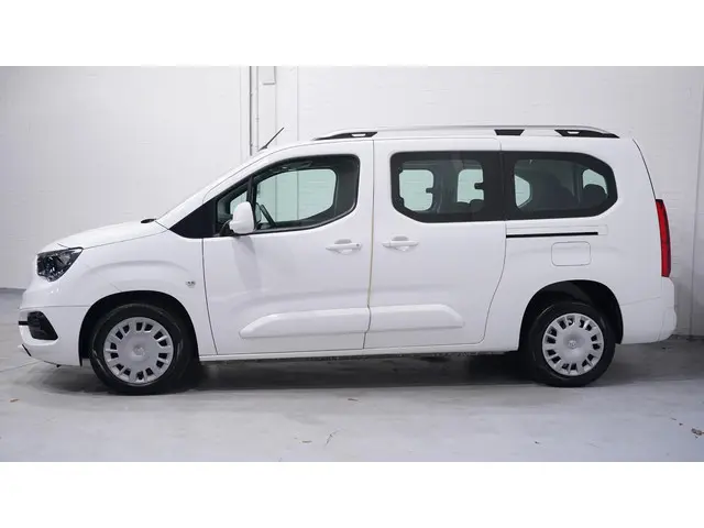 Opel Combo Tour 1.2 Turbo L2H1 Edition 7p. 2020 Benzine 4