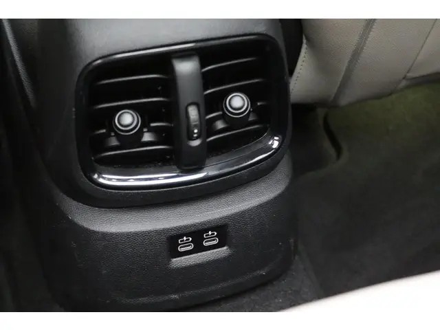 MINI Countryman Cooper S E ALL4 2021 Hybride Benzine 14
