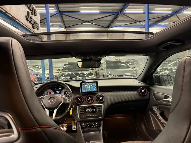 Mercedes-Benz A-Klasse 250 Sport Prestige 2015 Benzine 39