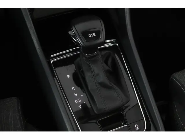 Škoda Karoq 1.5 TSI ACT Style Business 2019 Benzine 35