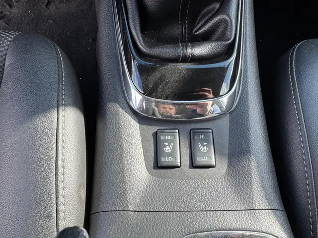 Nissan Pulsar 1.2 DIG-T N-Connecta * AIRCO * 2016 Benzine 18
