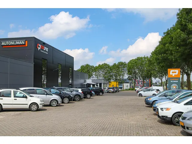 Ford Kuga 2.5 PHEV Vignale/trekhaak 2021 Hybride Benzine 4