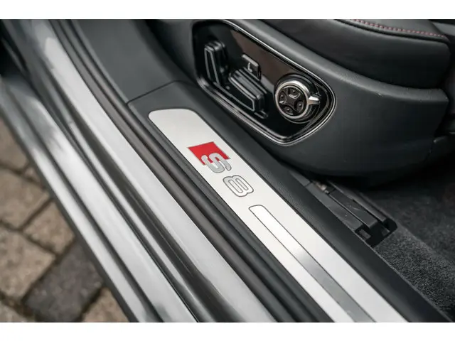 Audi S8 4.0 TFSI plus quattro Leer Pano Vol 2017 Benzine 36
