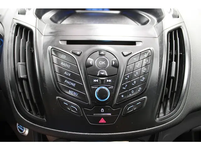 Ford Kuga 1.6 Titanium 2013 Benzine 15