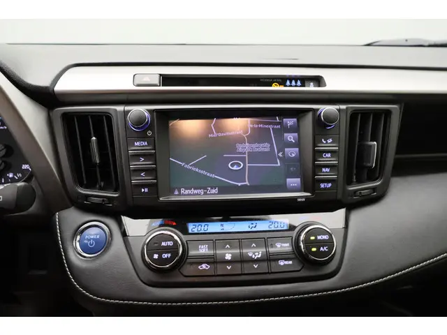 Toyota RAV4 2.5 Hybrid Style 2016 Hybride Benzine 20