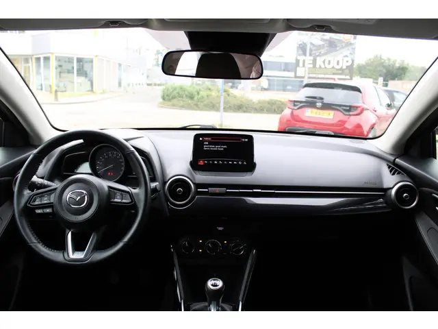 Mazda 2 1.5 Skyactiv-G Style Selected 2021 Benzine 27