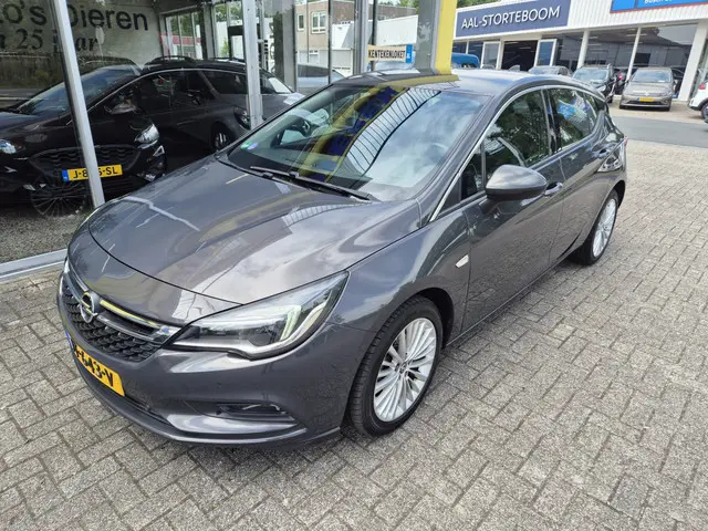 Opel Astra 1.4 Innovation 2016 Benzine 17