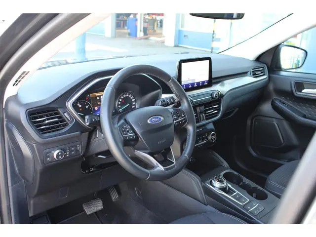 Ford Kuga 2.5 PHEV Titanium 2020 Hybride Benzine 8