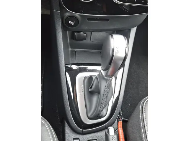 Renault Clio 1.2 TCe Intens 2018 Benzine 16