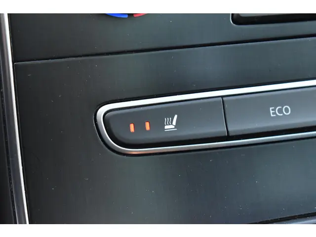 Renault Scénic TCe 140 EDC Black Edition 2019 Benzine 11