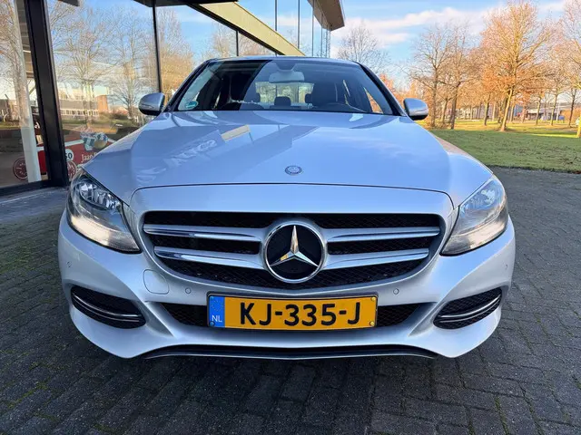 Mercedes-Benz C-Klasse 200 Prestige 2014 Benzine 12