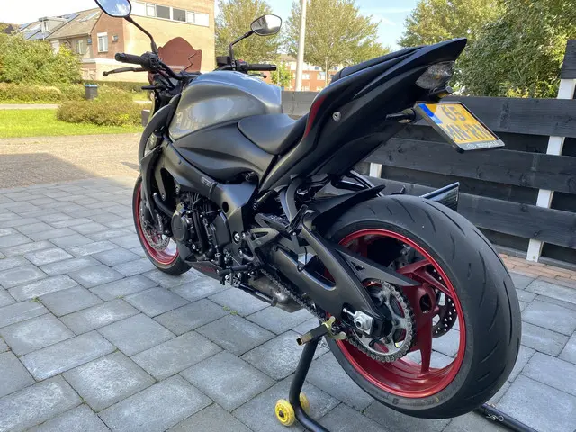 Suzuki GSX S1000 A 2021 Benzine 2
