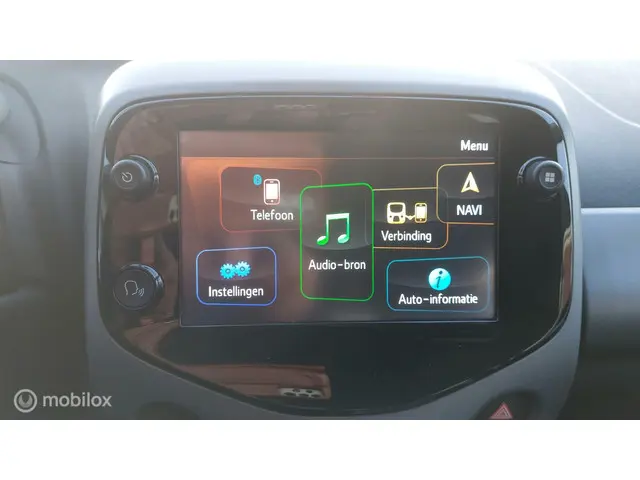 Toyota Aygo 1.0 VVT-i X Play 2022 Benzine 21